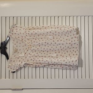 Loft floral Flutter Sleeve blouse w tassle detail sz XS